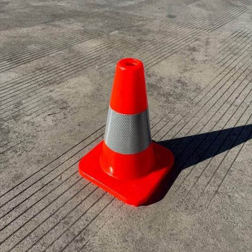 product_image_name-Generic-Cône de Signalisation Routière 30 cm – Sécurité et Balisage Visible-1