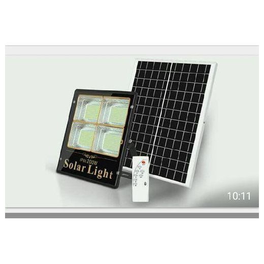 Projecteur Solaire 200W+ Télécommande