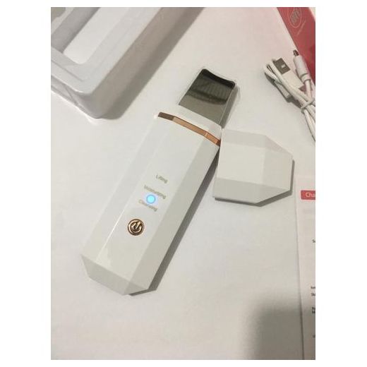 Machine De Nettoyage En Profondeur Du Visage