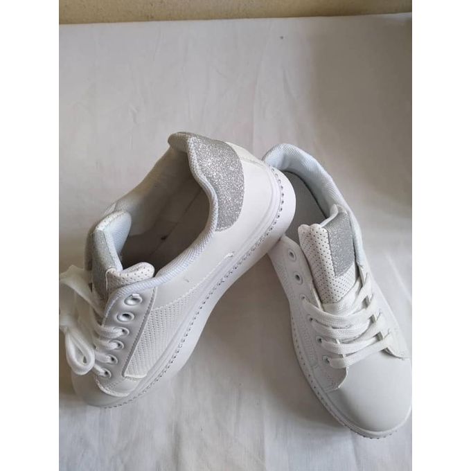 paire de basket fille
