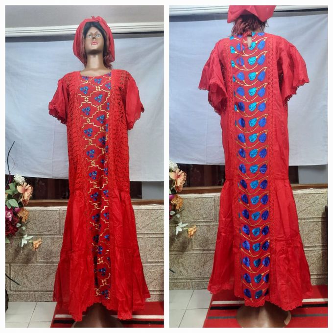 Les plus belles hotsell robes en dentelle rouge