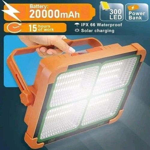 Puissant Projecteur LED Solaire Rechargeable 150W