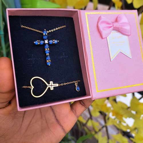 Bijoux chaîne femme croix doré 2en1 chaîne bracelet pendentif ensemble bijoux accessoire femme inox luxe mode stylé femme cadeau femme coffret cadeau anniversaire femme fête mere Saint Valentin Mariage amour cœur