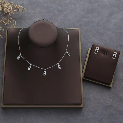 Bijoux féminin ras-de-cou